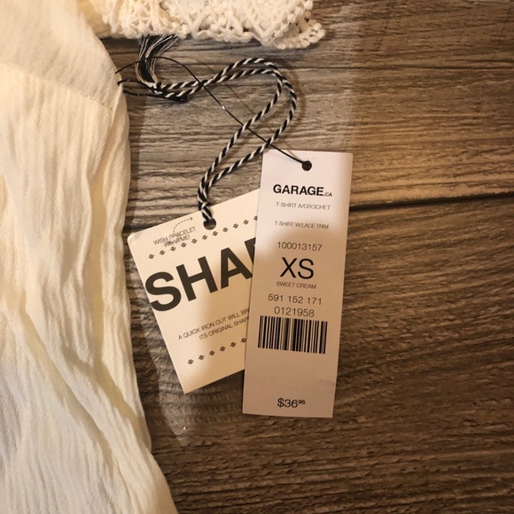 Short sleeve blouse - Picture 3 of 3